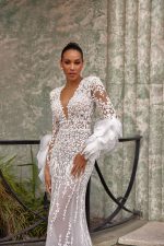 Oksana-Mukha-Almira-3