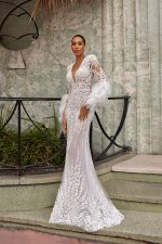 Oksana-Mukha-Almira-4