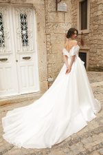 Oksana-Mukha-Stella-2